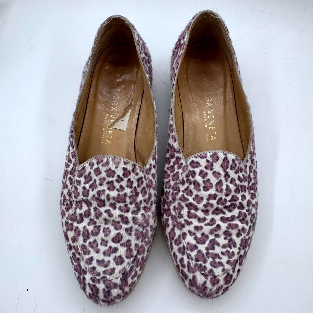 Bottega Veneta Purple Leopard Calf Hair Loafers Pony Hair Shoes 22356 IT 35 US 5 - Picture 3 of 5
